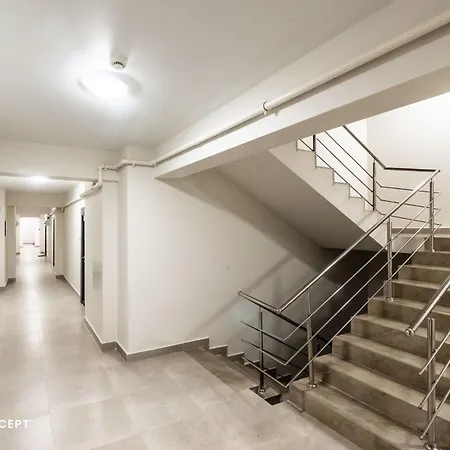 Central Spacious Apartment 513-2